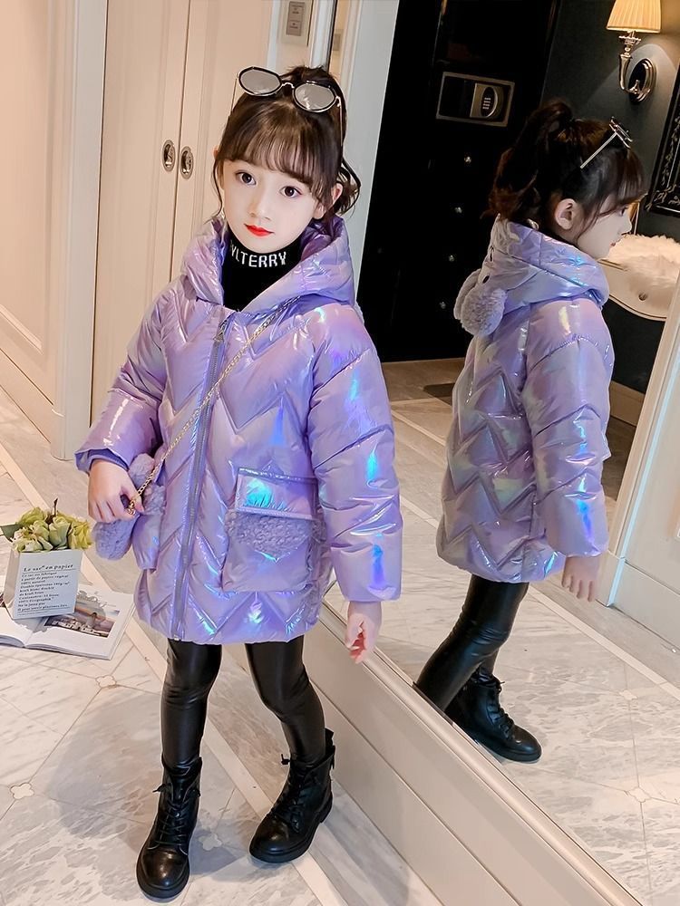 Niñas invierno abrigo de algodón 2025 nuevo tipo de chaqueta de algodón para niños abrigo de viento largo y lana gruesa abrigo de algodón de moda