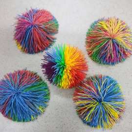 【工厂热销】皮筋毽子球沙包球挂饰品橡胶球毛毛球