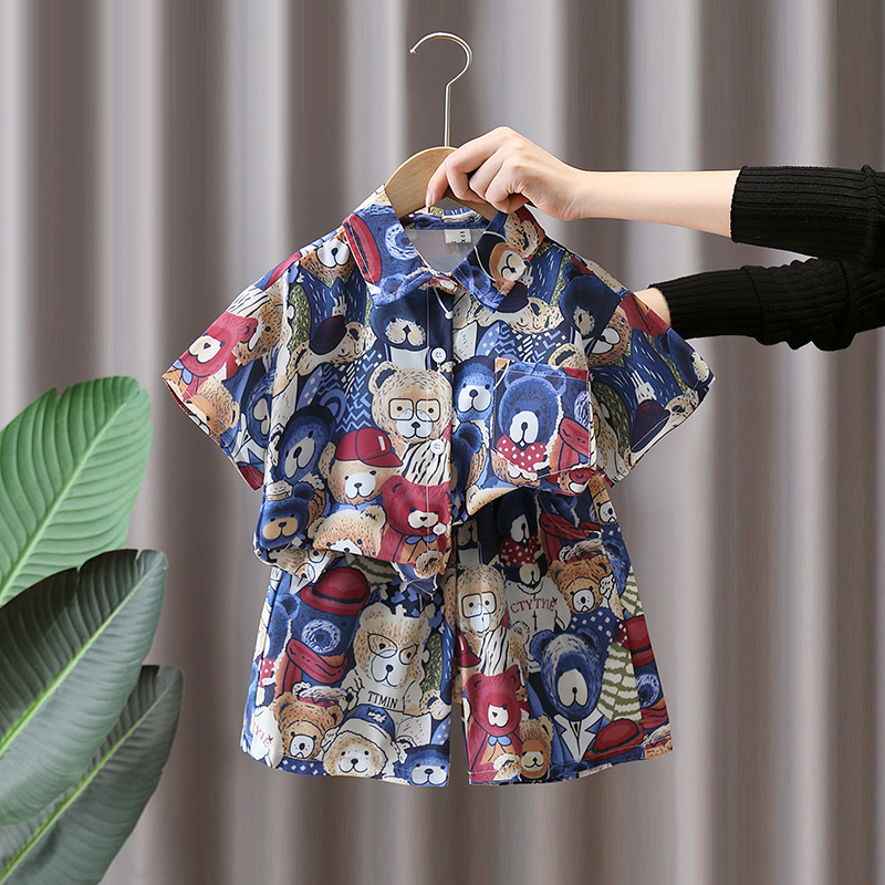 7181 Traje de camisa de oso para niños Verano de manga corta 2025 Nuevo estilo Camisa de dibujos animados de verano para niños Traje de tres piezas Verano