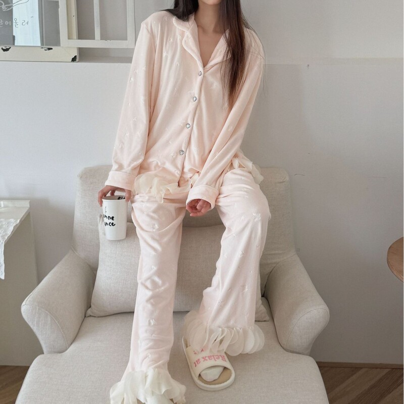 秋季新款海岛绒睡衣女蝴蝶压花双面绒韩式小清新简约家居服套装|undefined