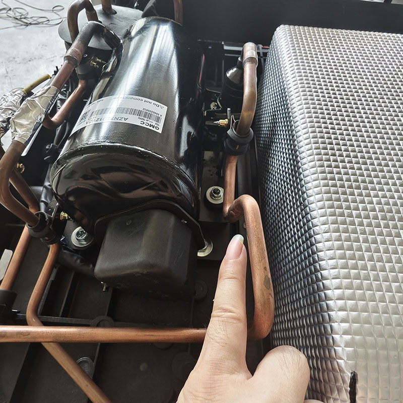 Cross-Border Popular 12V Parking Heating and Cooling Air Conditioner All-In-One Car Roof-Mounted Heat Pump Rv Air Conditioner Factory Wholesale