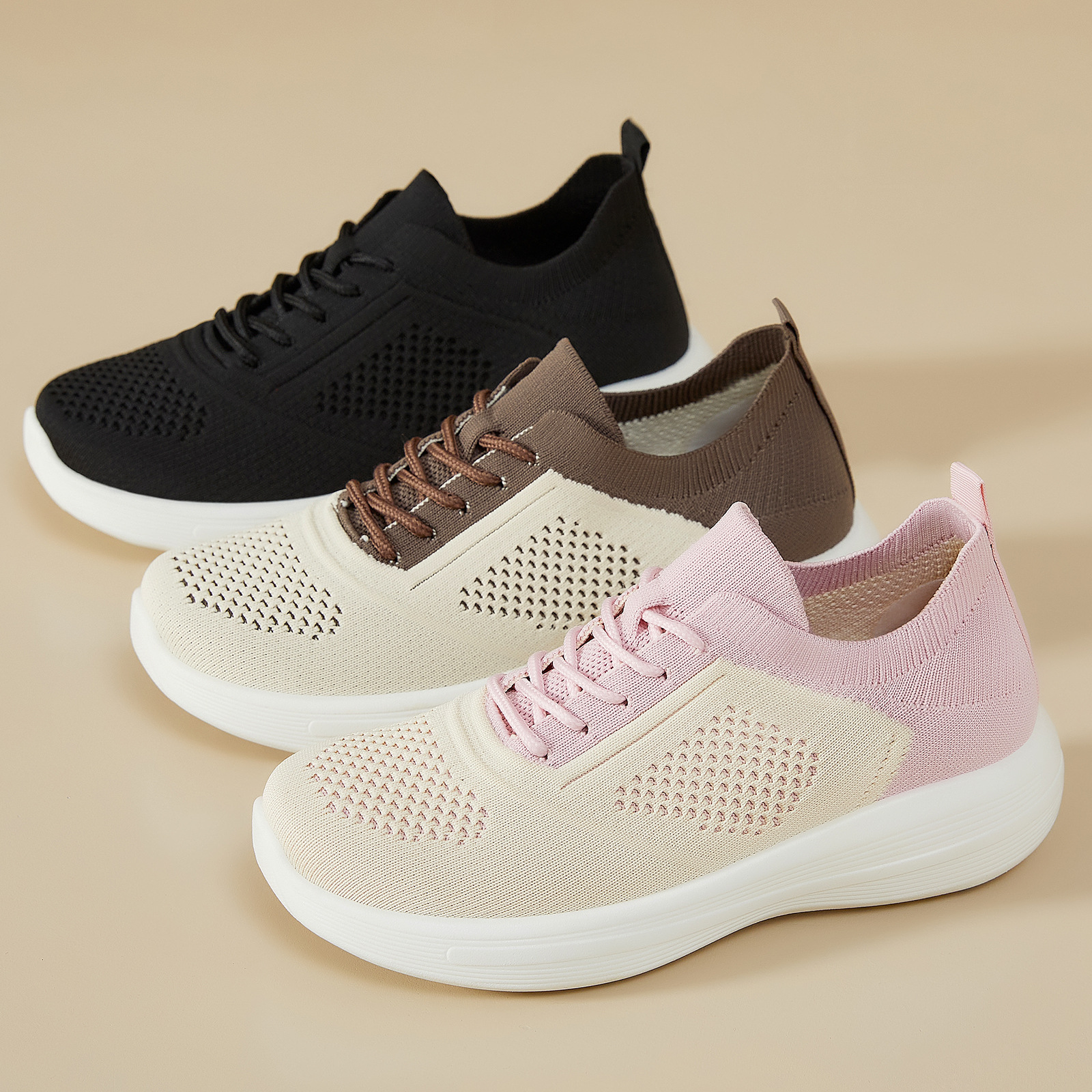 Zapatos de mujer 2026 verano nuevos zapatos deportivos de malla soleada zapatos casuales transpirables zapatos de caminar versátiles