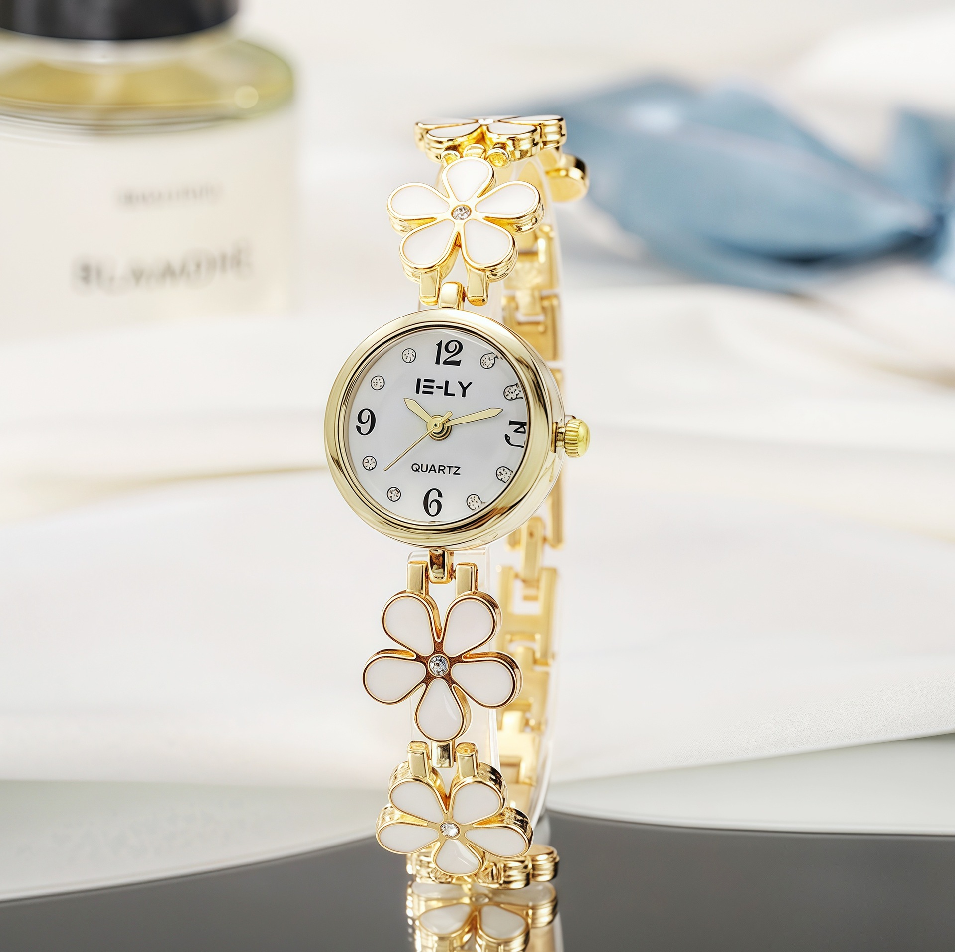 手表女士气质手链韩版休闲时尚潮流学生初高中高颜值小众轻奢森系