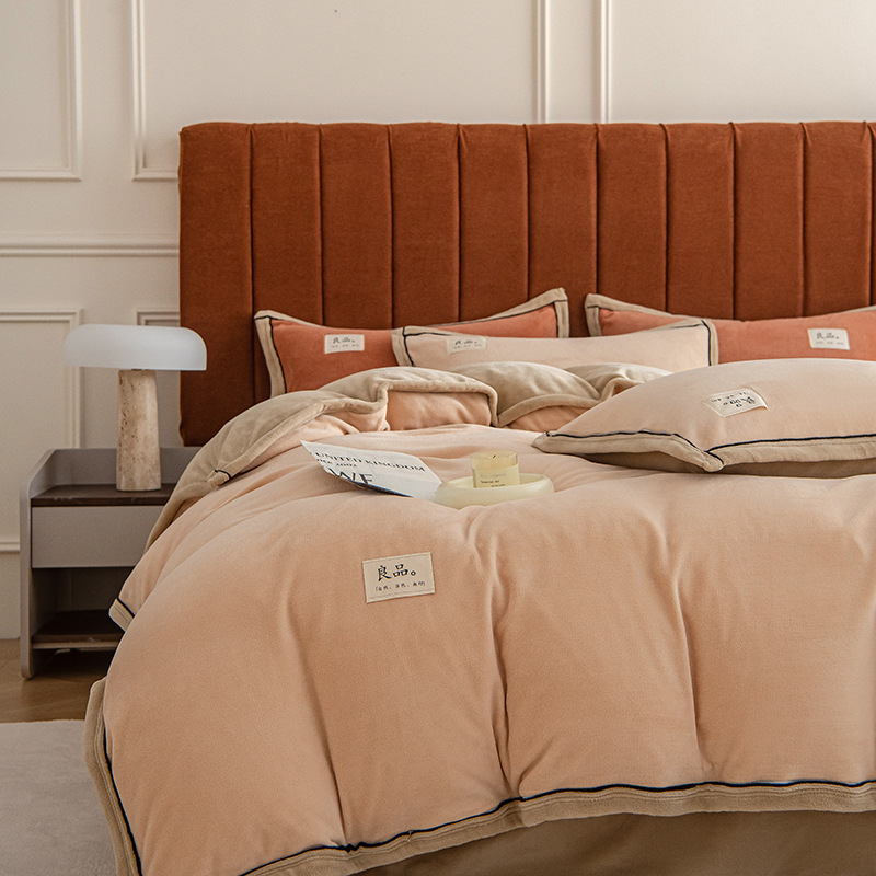 Crystal Velvet Baby Velvet Baby Velvet Juego de cuatro piezas Leche Velvet Clase A Textiles para el hogar Nantong Sábanas Funda edredón Juego de tres piezas para estudiantes