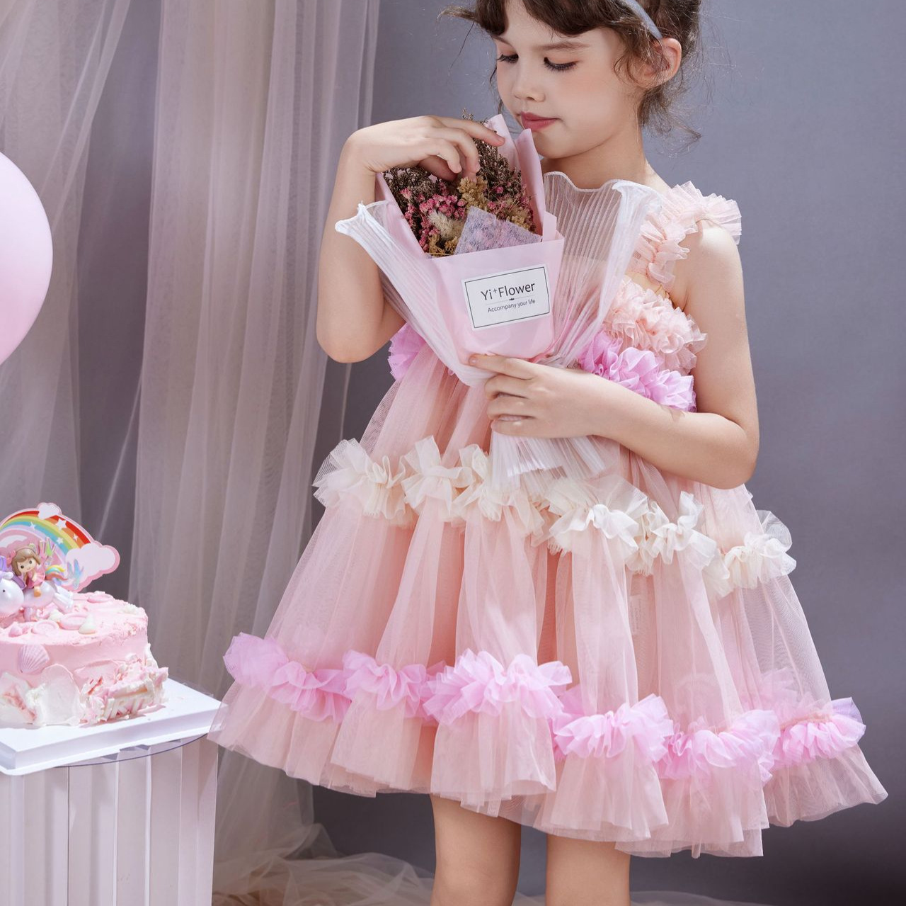 Girls' Dress Dress One Year Old Birthday Princess Dress Rainbow Powder Sling Sling Dress High-end Women's Treasure Western Lace dress
