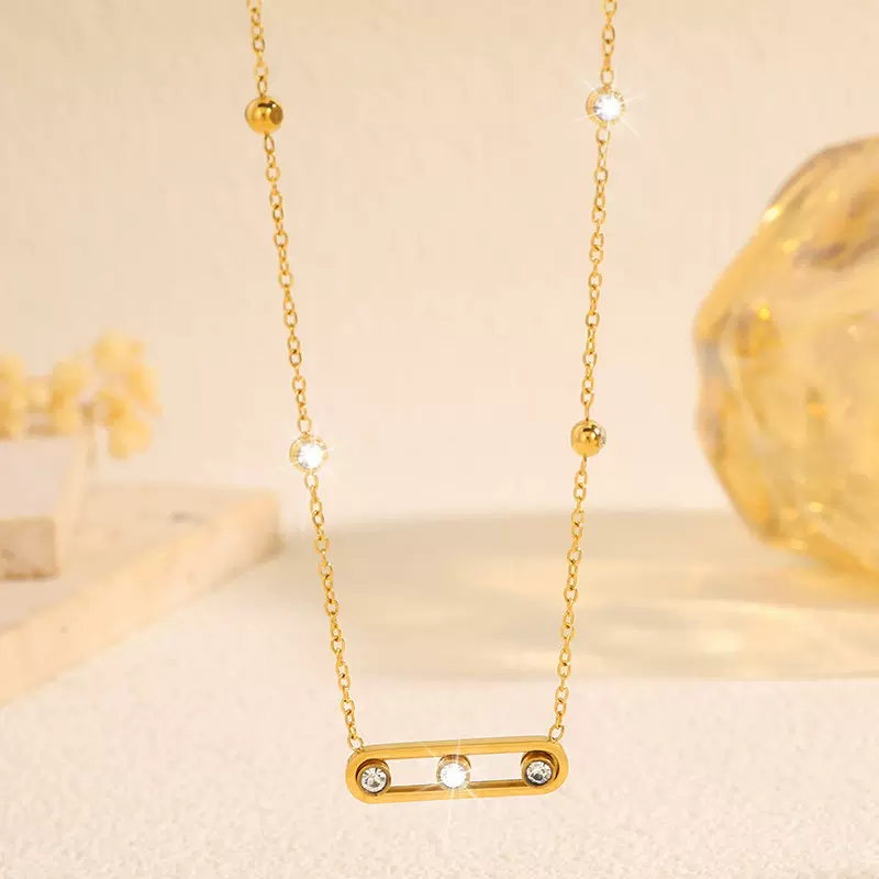 不锈钢项链个性简约设计三颗钻项链不掉色女气质百搭钛钢项链饰品