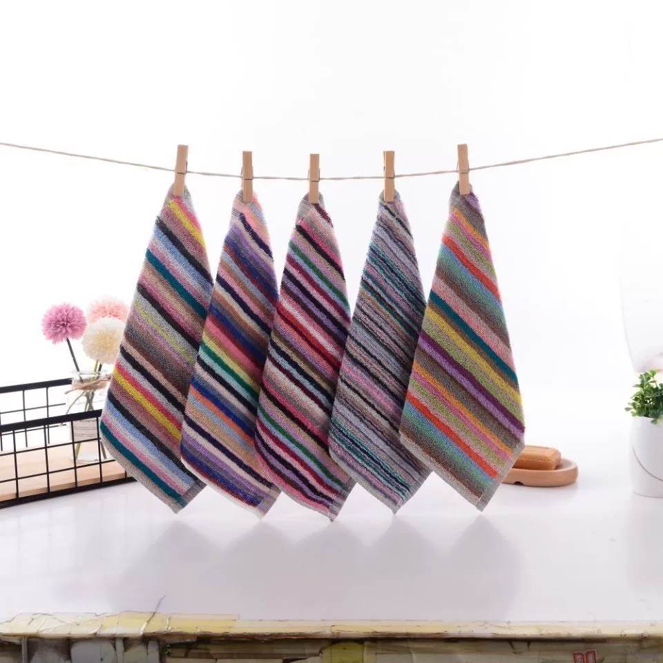Цветные полоски маленькое полотенце бытовая тряпка впитывает воду и устойчивые к грязи кухонные полотенца