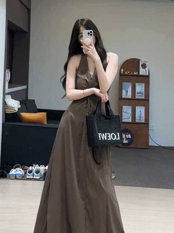Light Luxury Black Halter Neck Dress for Women, Summer 2026 New Style, Elegant Ankle-Length Dress Light Luxury Black Halter Neck Dress for Women, Summer 2026 New Style, Elegant Ankle-Length Dress