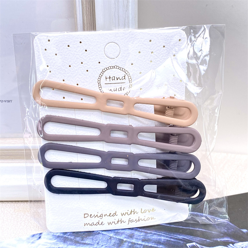 Metal horquilla hembra Red rojo 2023 nuevo clip tocado temperamento frente flequillo pelo roto horquilla lateral 2 yuanes