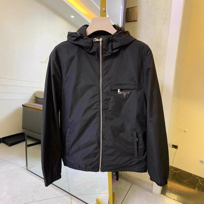 European Style Spring and Summer New Metal Triangle Logo Hooded Jacket Slim Fit Men's Stylish Young Casual Jacket