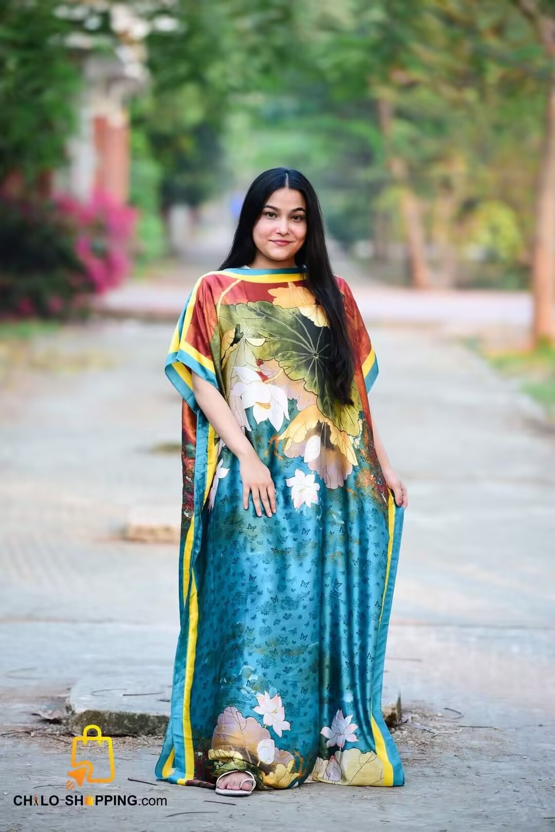 2025 primavera y verano nuevo Amazon venta rápida ropa malaya camisa de arena imitación seda brocado ropa de protección solar de vacaciones de playa