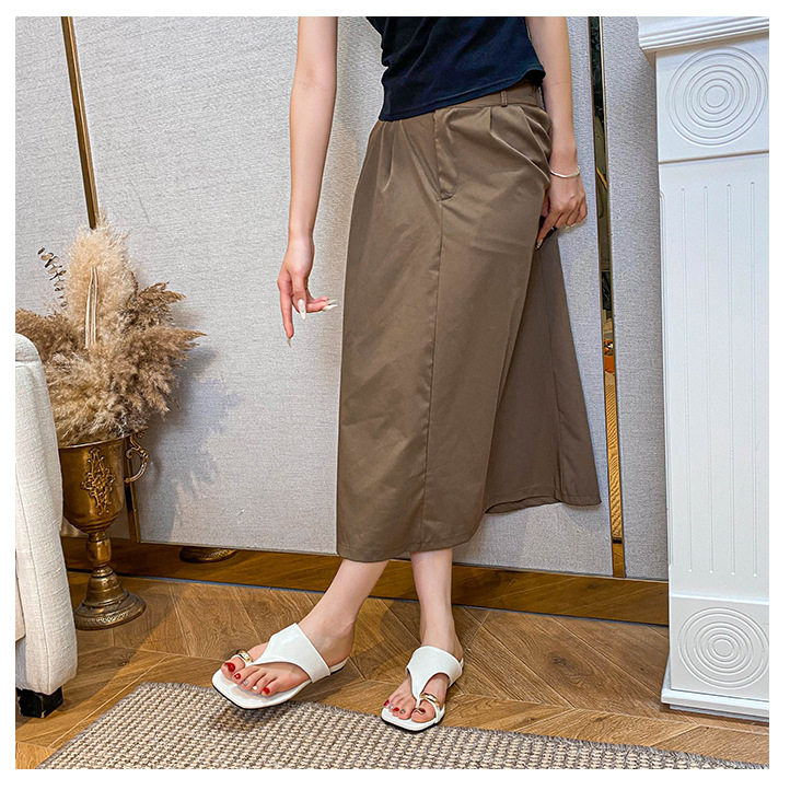 Dép sandal nữ quai ngang xỏ ngón mũi vuông đế bằng — Màu trắng, Màu vàng, Màu đen chi tiết 32