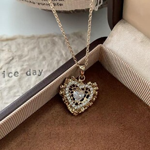 �йž��¿���ɫ�ٽz������С���߼���Ħ������ɫ���ĵ����i���