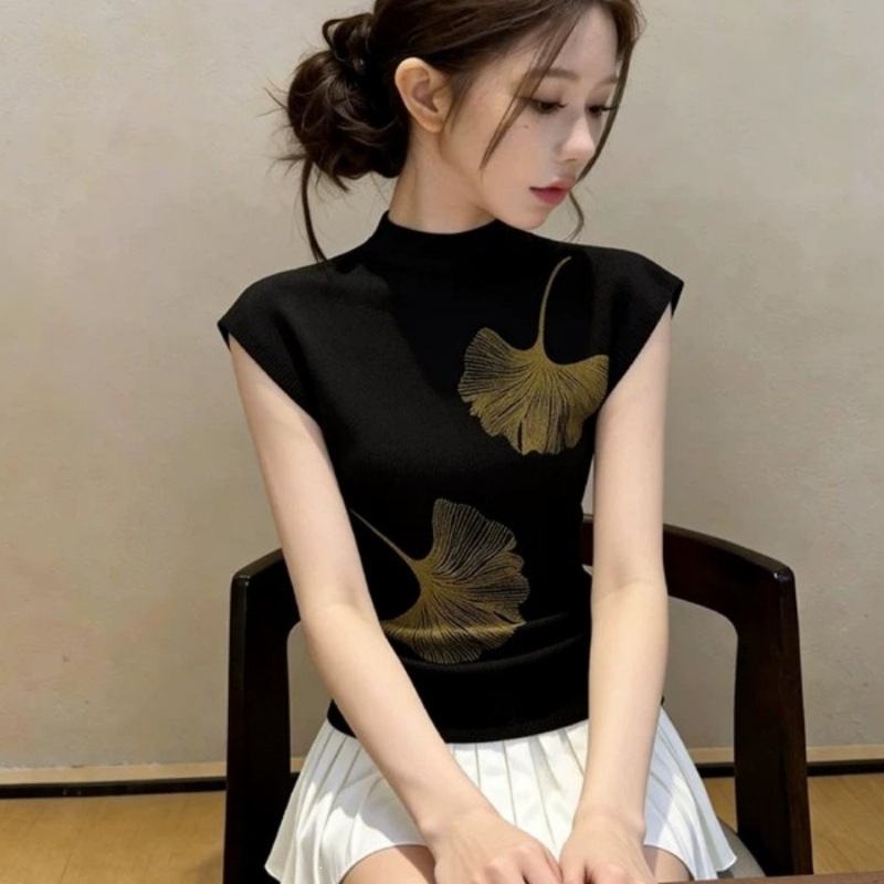 Fashionable Design Half-High Collar Short-Sleeved Knitwear for Women, Summer Inner Wear, Printed Versatile T-Shirt, Unique and Chic Top