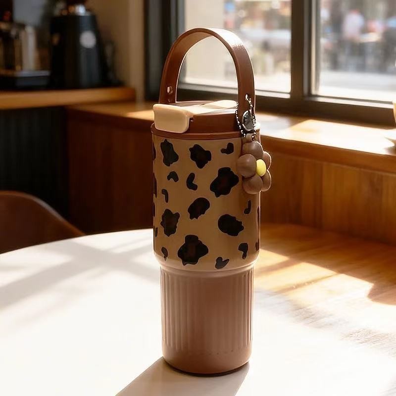 Estampado de leopardo marrón