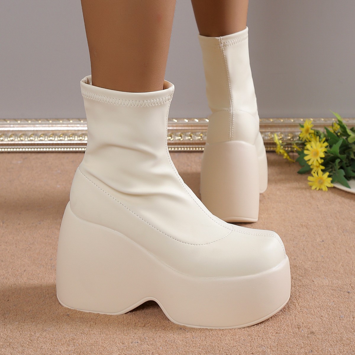 ShoeVault Plus Size Foreign Trade 2025 Spring And Autumn Thick Sole Square Toe Casual Stretch Short Fashion Martin Boots Women's_vogvips.com
