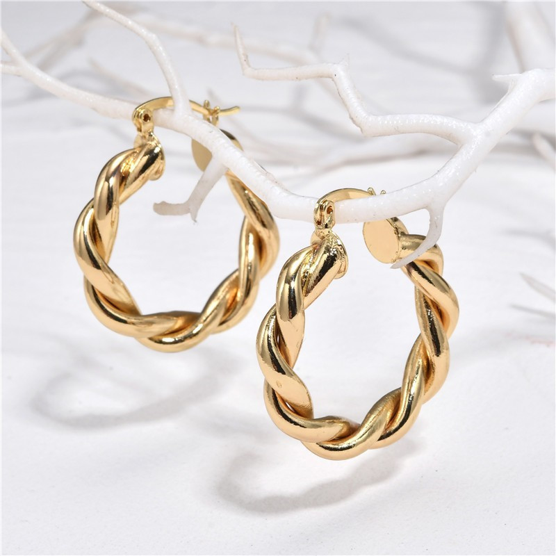 fashion Cshaped twist golden copper earrings wholesalepicture1