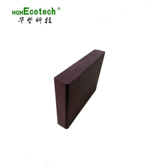 Fábrica de piso de plástico de madera hogar agujero sólido plástico piso de madera jardín ingeniería al aire libre decorativo Placa de agujero cuadrado anti-corrosión