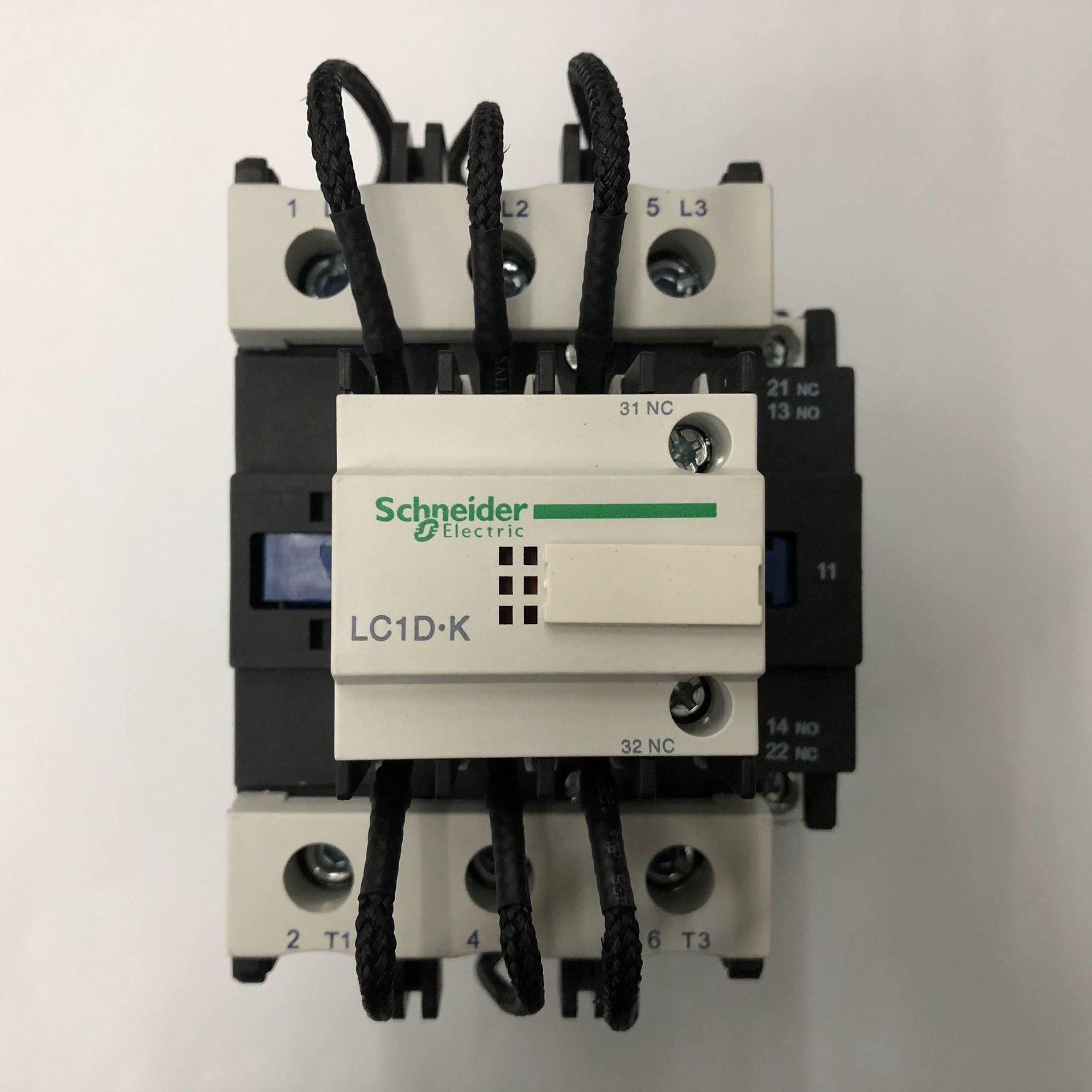 Оригинальный трехступенчатый импульсный емкостный контактор переменного тока Schneider LC1DWK12M5C AC220V