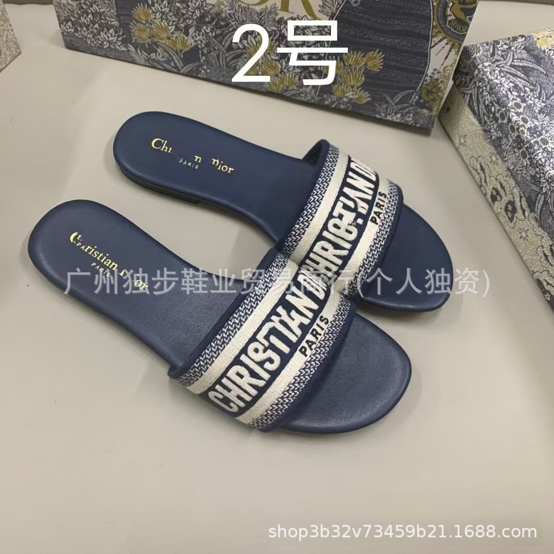 Zapatillas de piso plano de moda versátiles en forma de una forma D clásica transfronteriza adecuada para extranjeros no molestes nacionales image 3