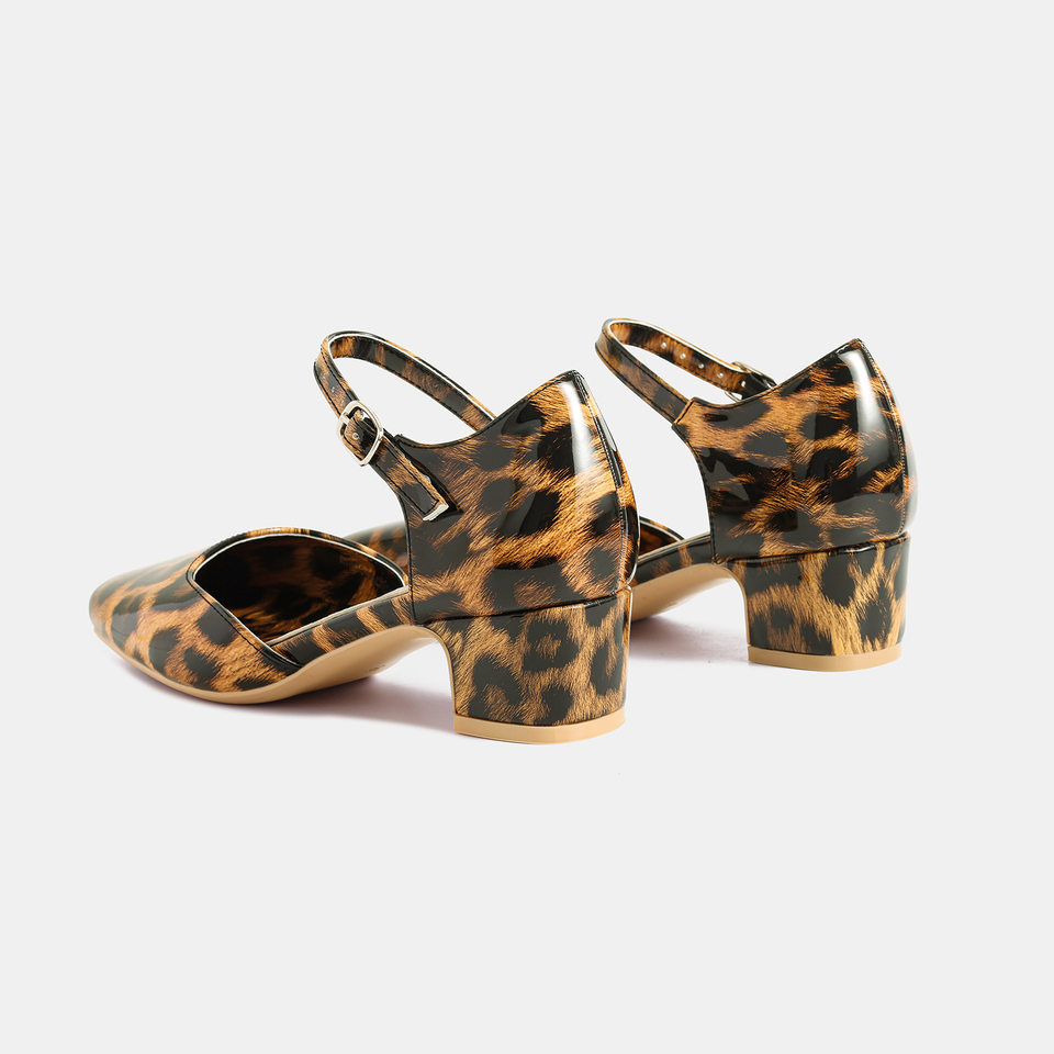 Giày sandal nữ bít mũi da PU họa tiết da báo, quai ngang một nấc cài, gót thô 3–6 cm — màu mơ, màu đỏ, trắng chi tiết 4