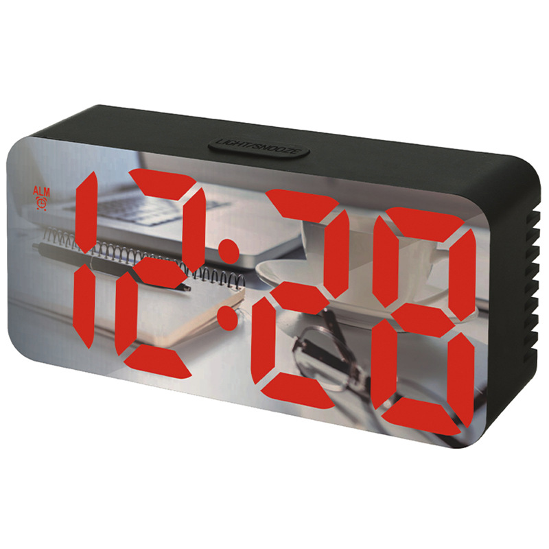 �¿�ʱ�м�ԼLED������ʱ�ӵ���ʱ�������̨ʽ����ʱ���¶���ʾ