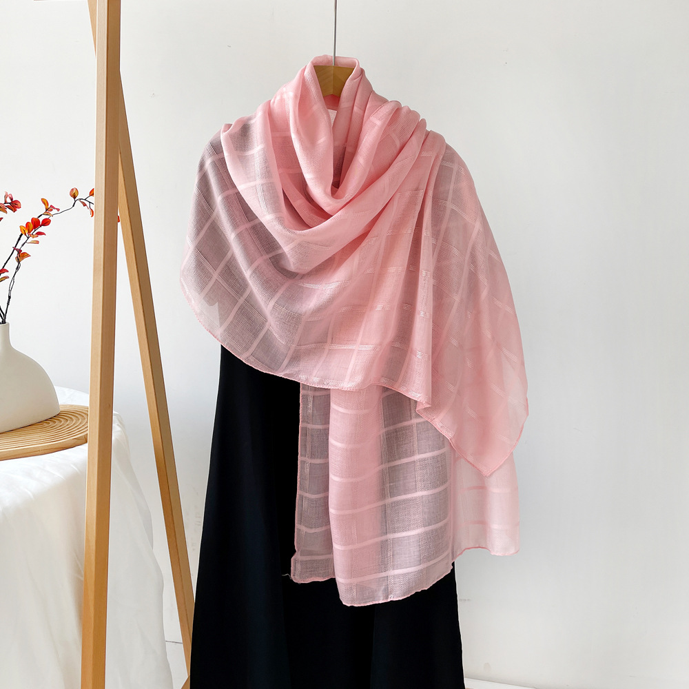 Femmes Rétro Style Simple Couleur Unie Polyester Écharpe En Soie display picture 23