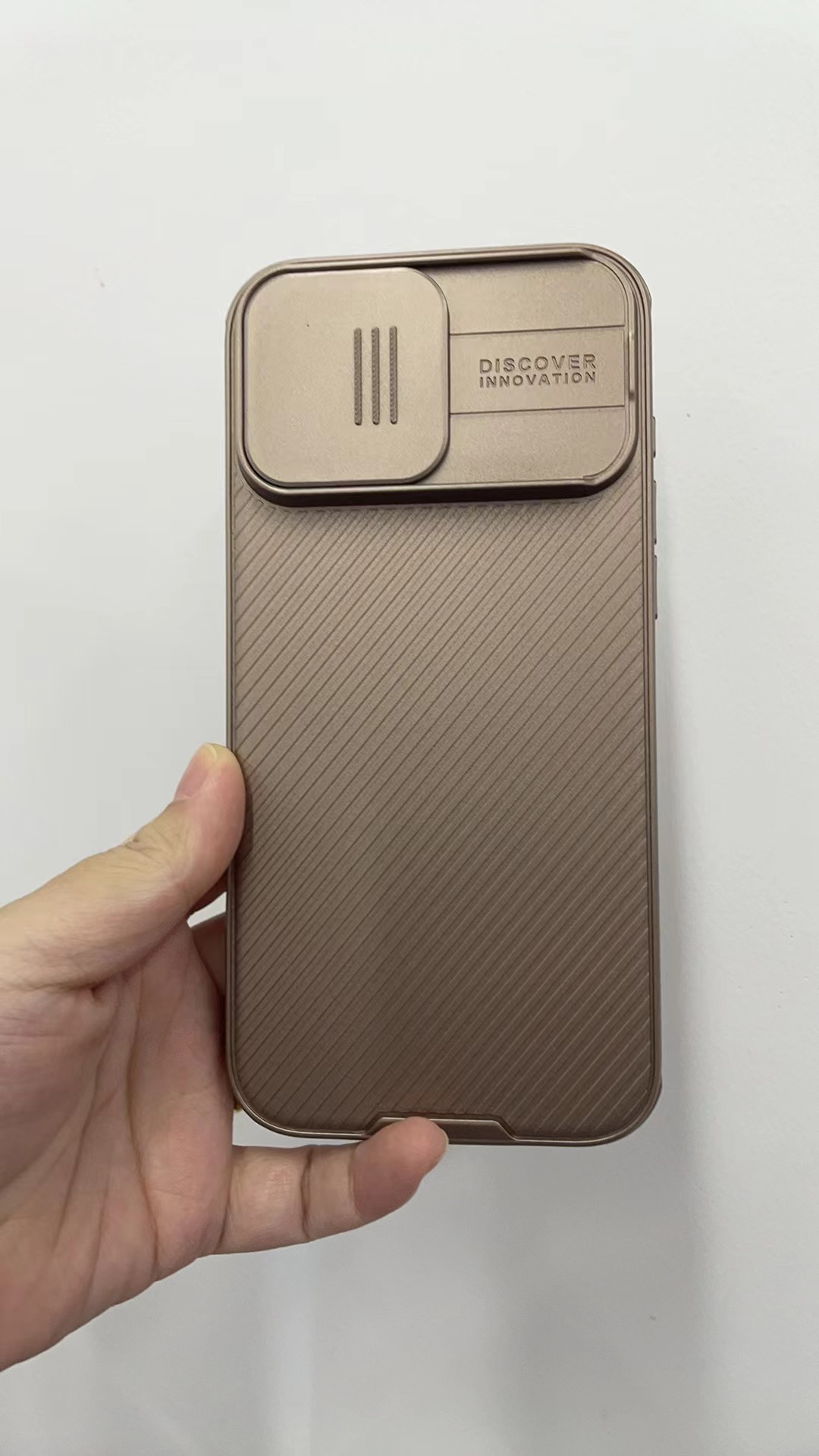 Nillkin para lente iPhone16 PRO MAX cubierta deslizante cubierta protectora antiespionaje espejo negro Apple 16