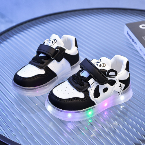 Infant shoes 2026 new spring and autumn cartoon luminous baby soft soles luminous shoes for men and girls skate shoes for non-slip