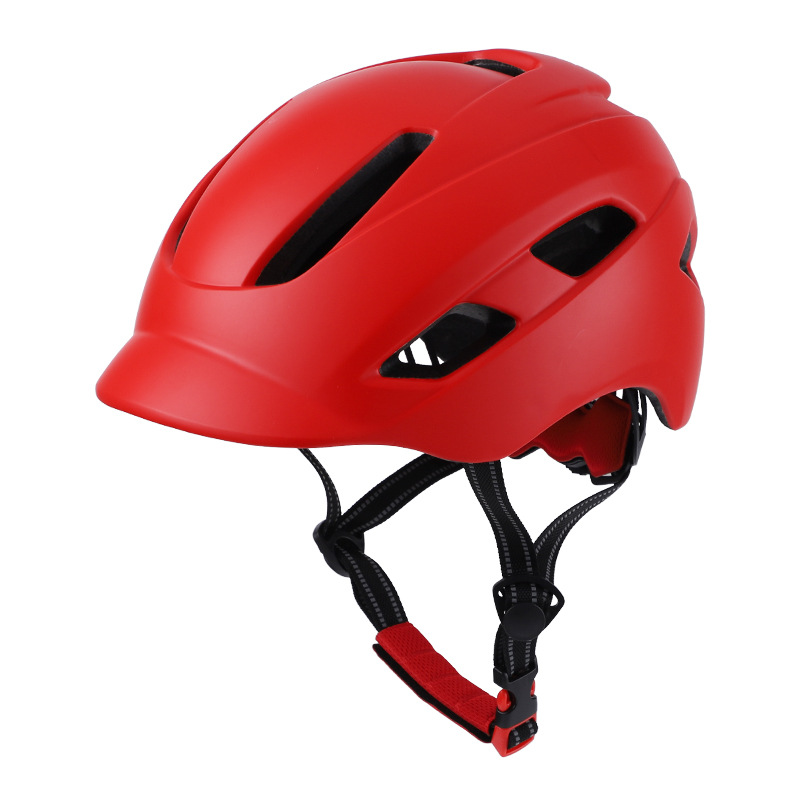 Transfronterizo nuevo casco integrado montar en bicicleta equipo casco hombres y mujeres tapa protectora casco con luz trasera