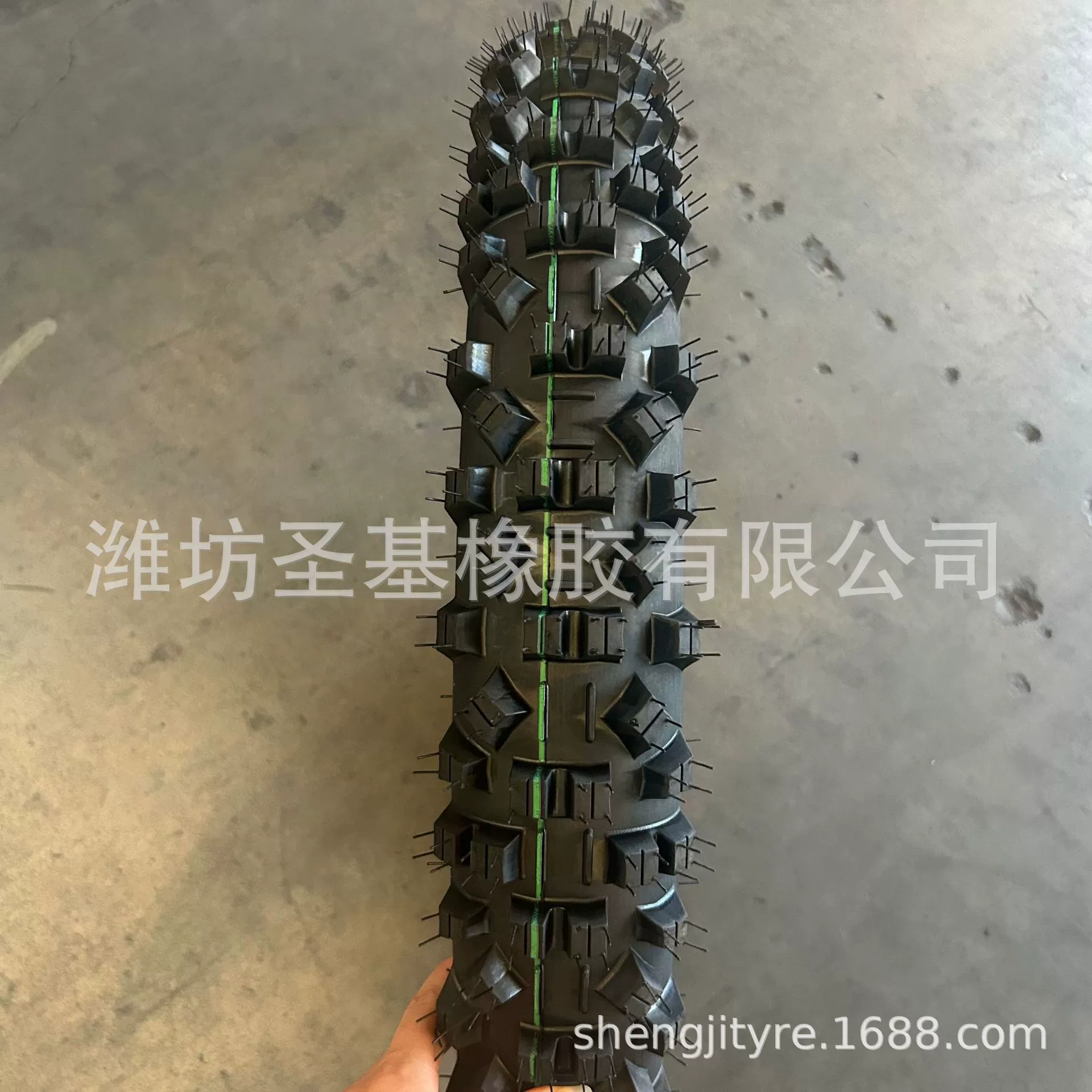 Оптовые продажи от производителя: внедорожные мотоциклетные шины, противоскользящие и износостойкие, 90/100-21, зеленая/желтая/красная линия.