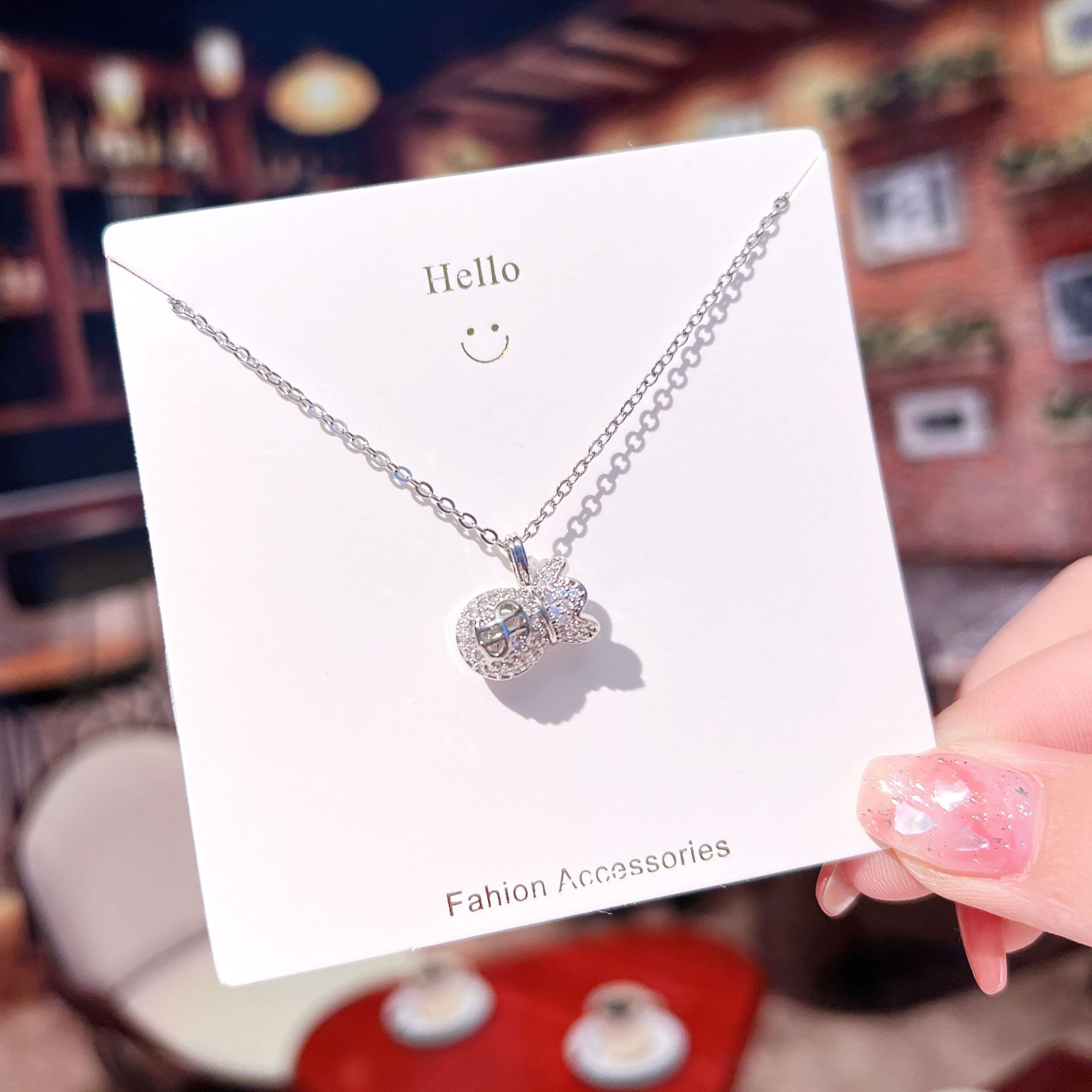 Fashion Crown Shell Titanium Steel Inlay Artificial Pearls Zircon Pendant Necklace 1 Piece