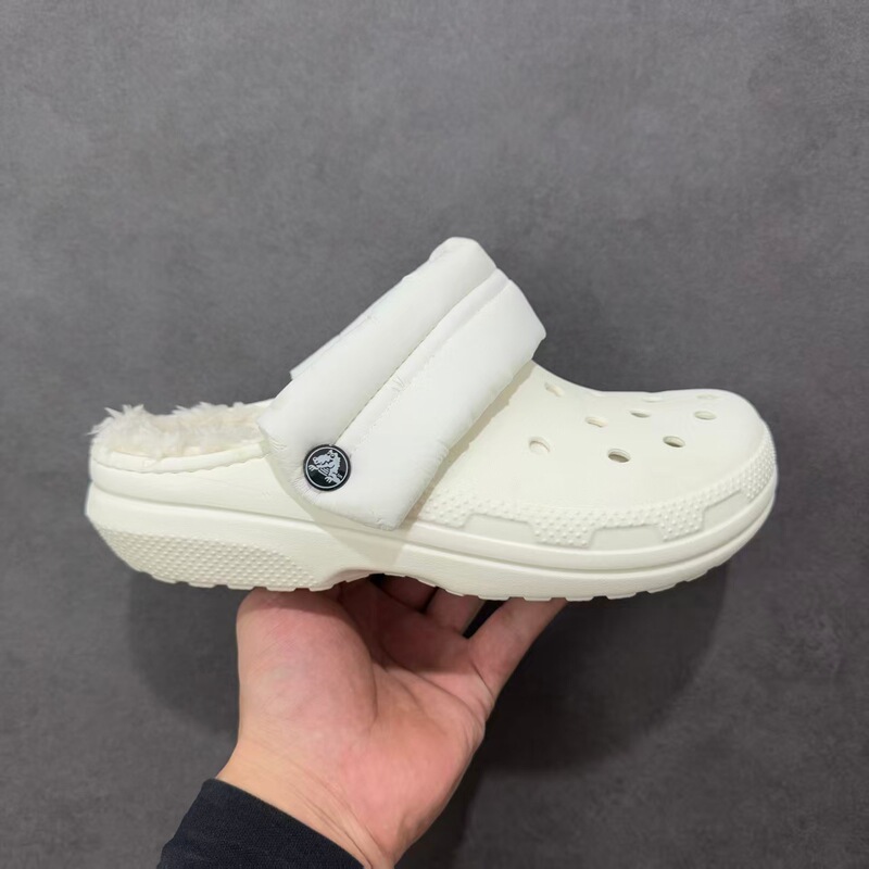 Putian Pure Original Crocs-Style Clogs, Height-Increasing Cloud Slippers for Women, Puff Plush Shoes, Outdoor Sandals, Whale Design