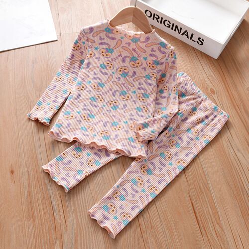 Children's and girls' autumn clothing sets, cotton pajamas, bottoming shirts, baby girls' cartoon printed pullover home clothes to keep warm in spring and autumn.