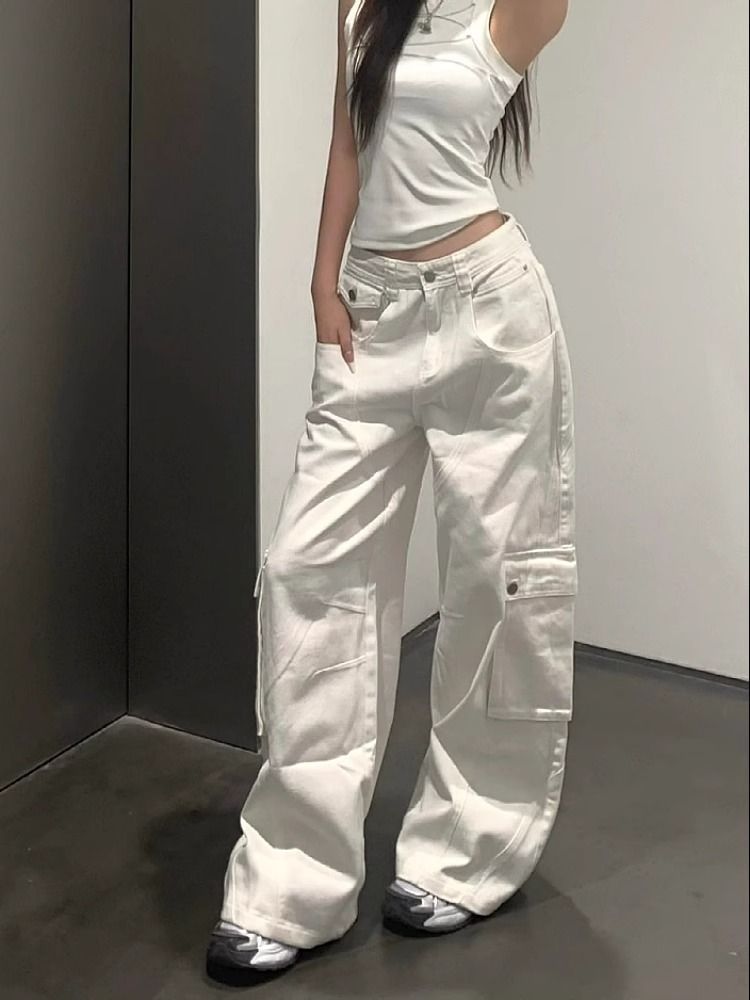 하얀색