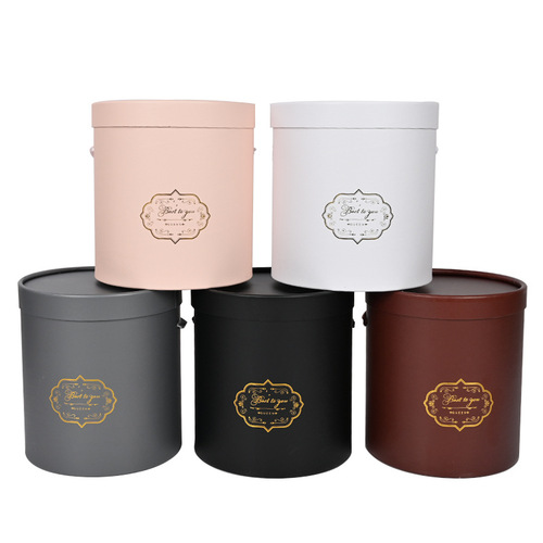 Hug Bucket Silver Set of Three Wholesale Strawberry Bear Confession Balloon Flower Box Flower Bouquet Packing Box Round Gift Box