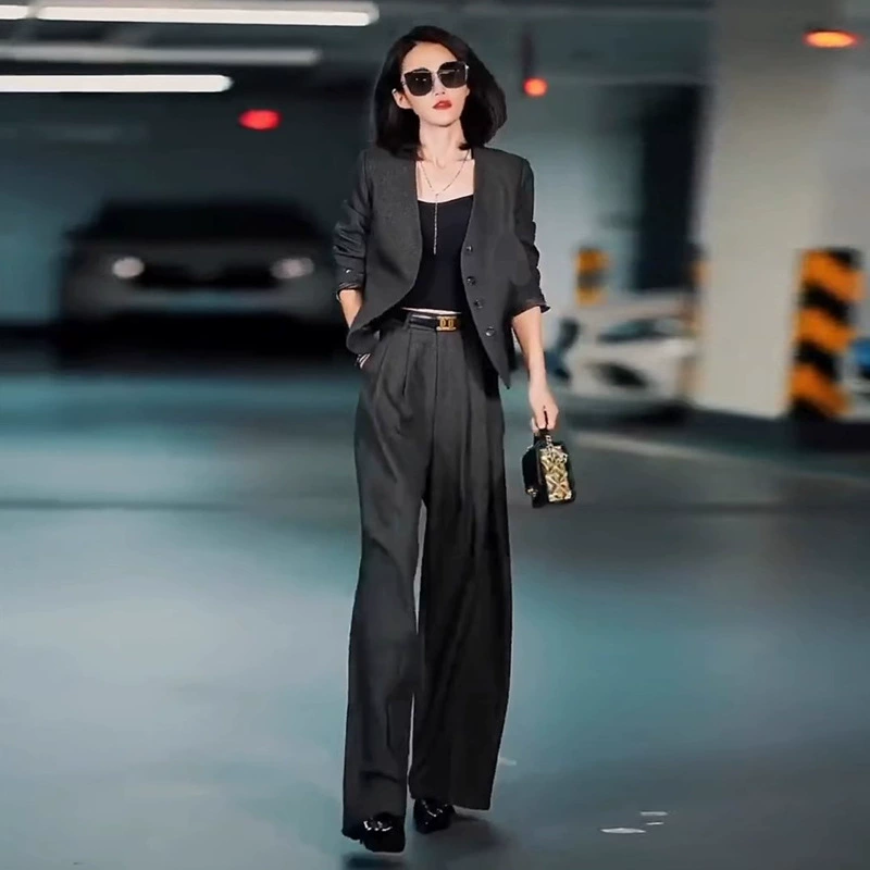 Весенний костюм, брюки, комплект 2024 года, тренд сезона, стиль Chanel