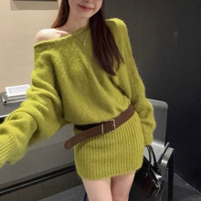 法式秋冬季新款中长款斜肩针织连衣裙女收腰显瘦内搭打底包臀裙子