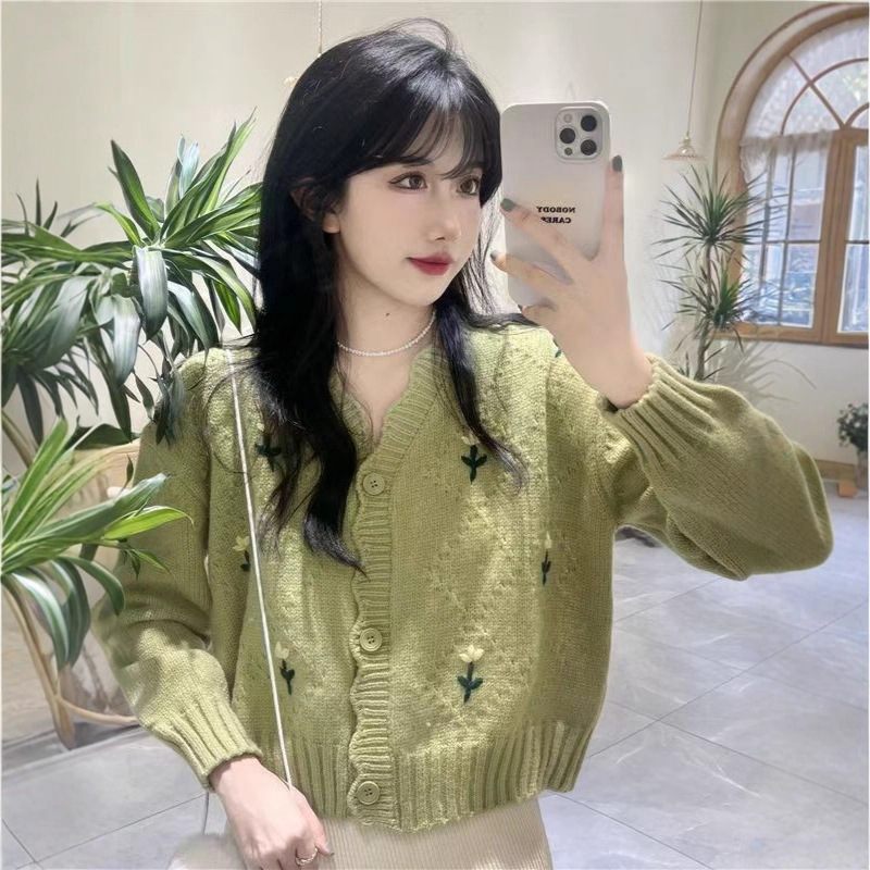 Japanese-Style Embroidered Knit Sweater for Women 2025 Autumn and Winter Floral Fresh V-Neck Loose Cardigan Jacket with Three-Dimensional Flowers Japanese-Style Embroidered Knit Sweater for Women 2025 Autumn and Winter Floral Fresh V-Neck Loose Cardigan Jacket with Three-Dimensional Flowers