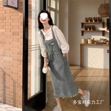 牛仔背带裙女秋装搭配一整套今年流行漂亮套装韩系时尚休闲连衣裙