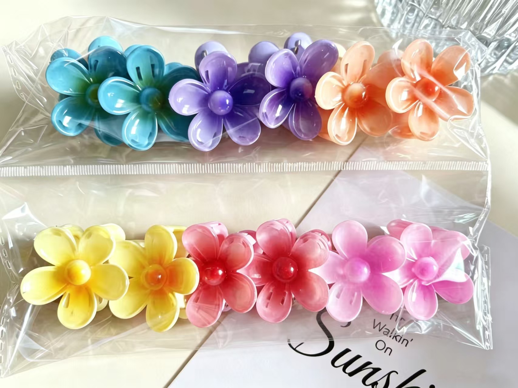 Vacancias de verano transfronterizas huevo flor clip para el cabello de mujeres tarjeta de sensibilidad avanzada 2026 nuevo conjunto de adornos para el cabello de flores laterales image 17