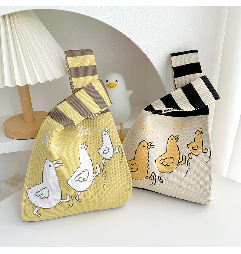 Women's Medium Polyester Animal Cartoon Streetwear Open Handbag display picture 3