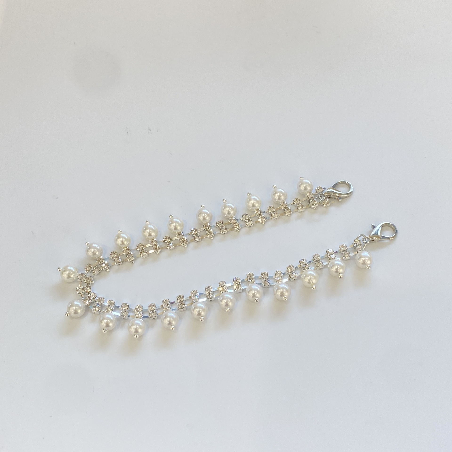 All Seasons Season Women's Gender Round Shoe Accessories Imitation Pearl Alloy Rhinestone All Seasons Shoe Chain
