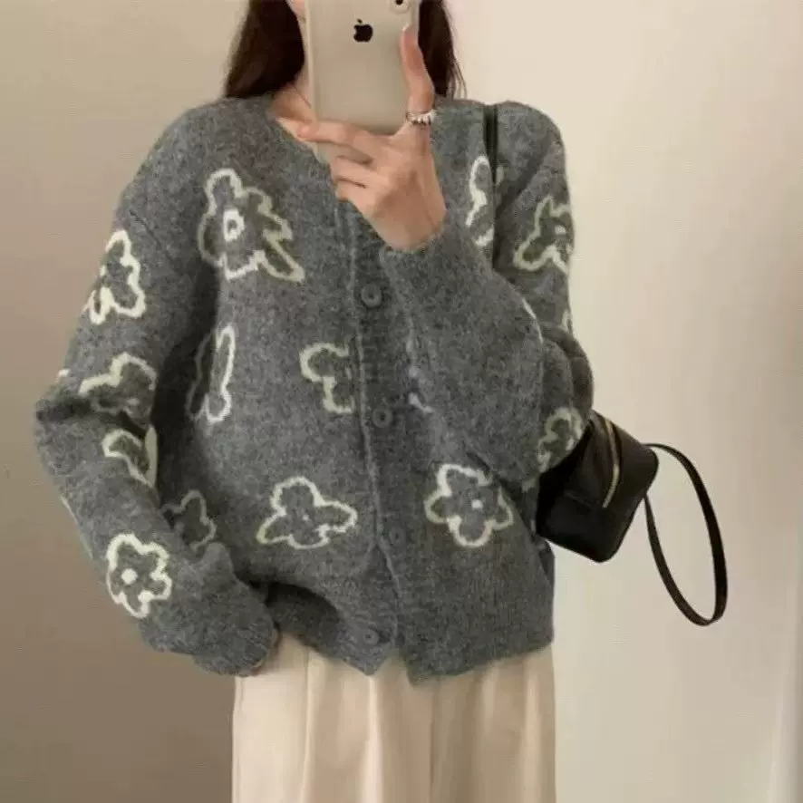 提花复古长袖针织毛衣外套女秋季2025新款灰色休闲宽松单排扣上衣