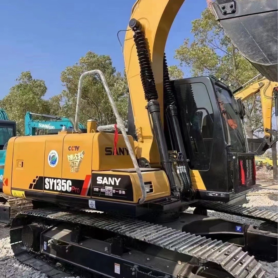 Excavadora Sany 135 SY150 de segunda mano, un coche, un precio