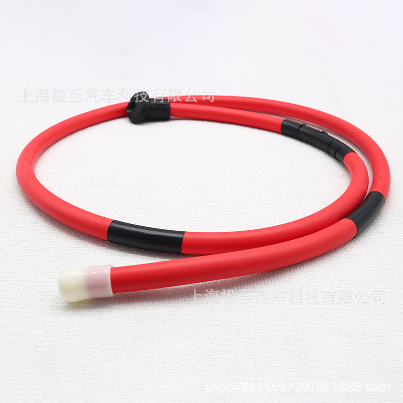 8R0877201, front red drain pipe for sunroof, suitable for Audi Q5 83B 2.0 35 40T 09-18