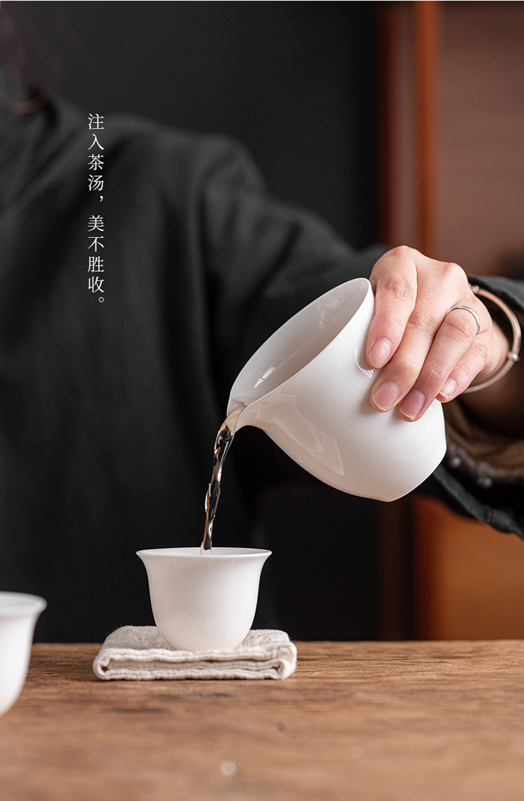 白瓷品茗杯_11.jpg