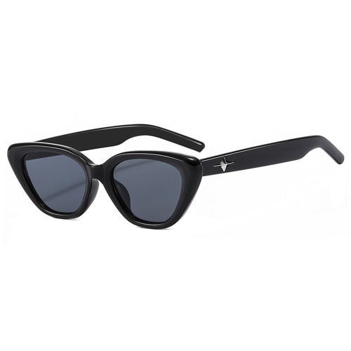  New Retro Triangular Cat Eye Sunglasses Women's High-end Ins Style Sunglasses European and American Street Photography Sun Shade Glasses