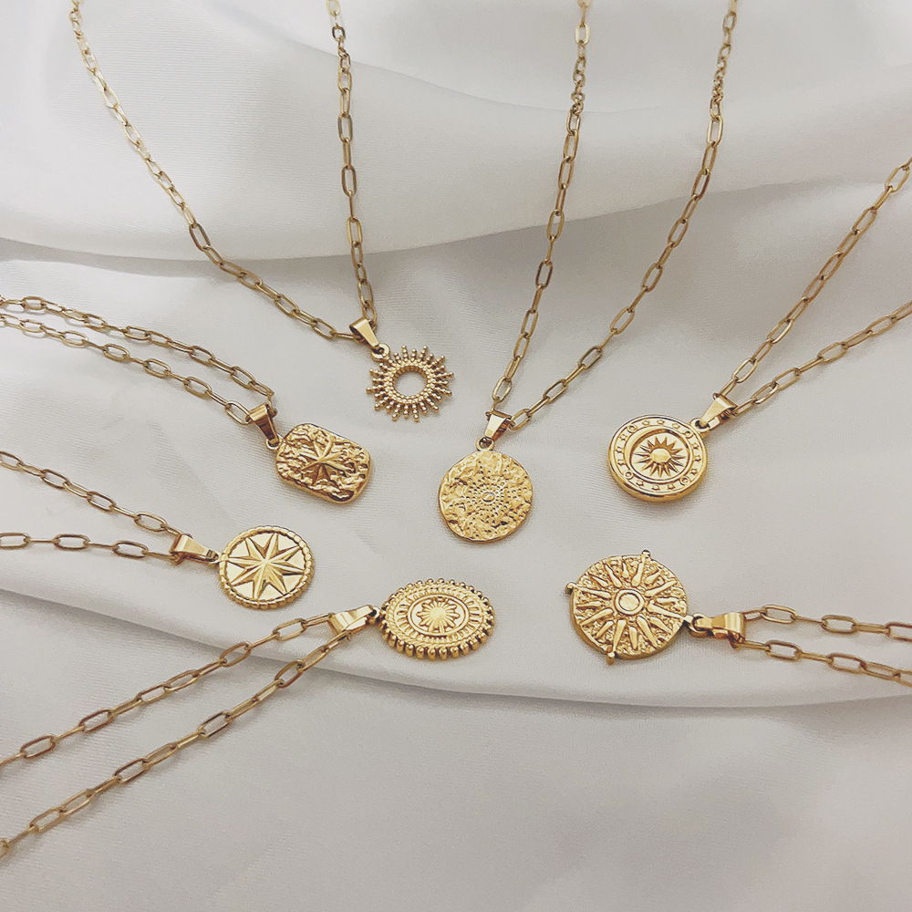 Fashion Round Sun Star Stainless Steel Titanium Steel Plating Pendant Necklace 1 Piece