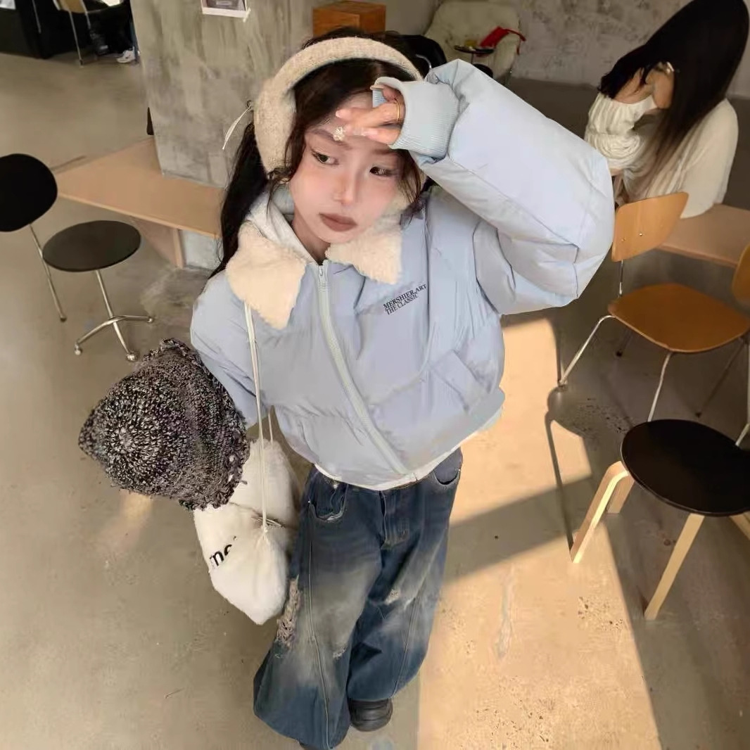 Letras bordadas empalmadas con solapa plumón chaqueta de algodón para mujeres 2025 invierno suelto y grueso chaqueta corta de algodón